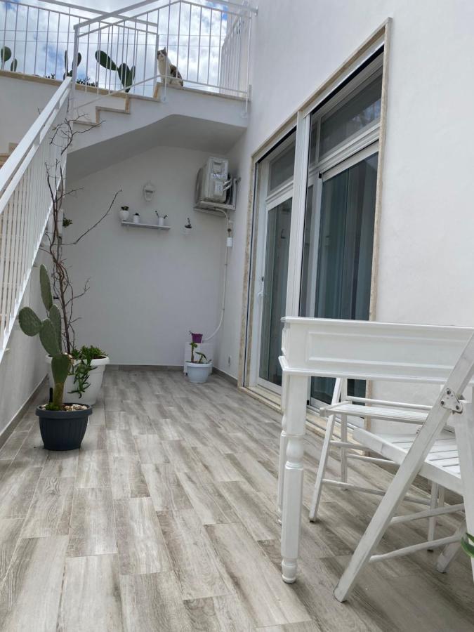 La Casa Di Nina Bed & Breakfast Lecce Dış mekan fotoğraf