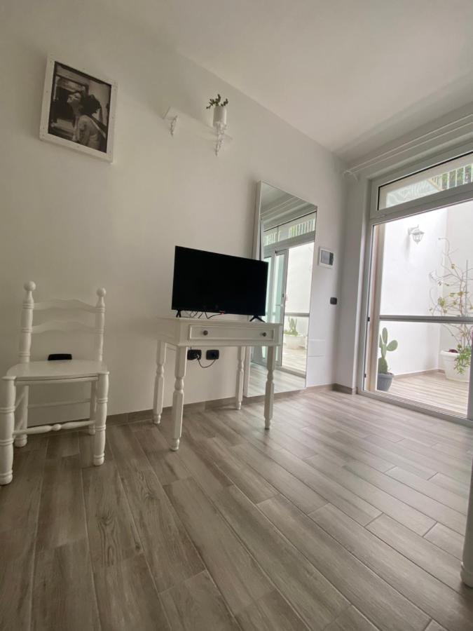 La Casa Di Nina Bed & Breakfast Lecce Dış mekan fotoğraf